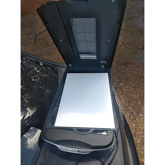 Epson Perfection 4490 Photo Scanner Tested & Working - Picture 3 of 11